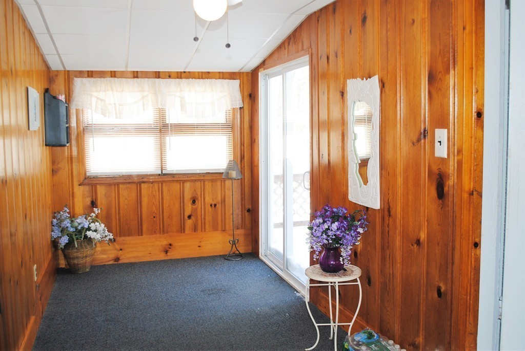 11 Sandra Road Walpole, MA 02032 - Photo 5 of 25 Gallery Image 5