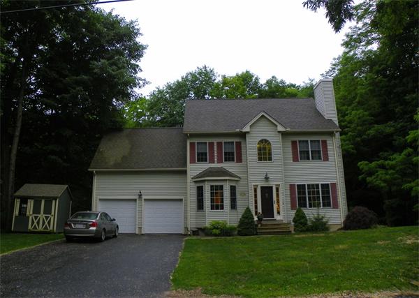 31 Cayenne Street West Springfield, MA 01089 - Photo 1 of 30
