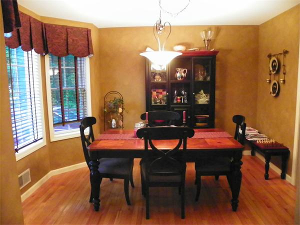31 Cayenne Street West Springfield, MA 01089 - Photo 7 of 30