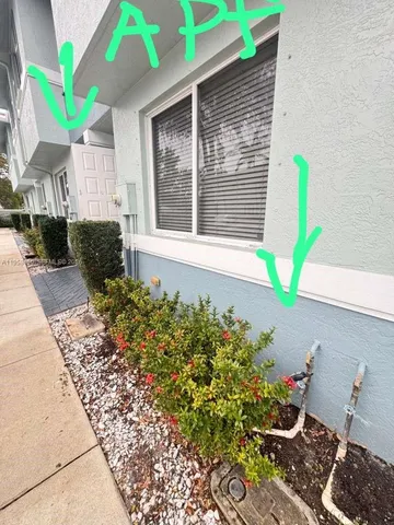 $1,950 | 1909 Hibiscus Lane, Unit 1909, Riviera Beach, FL 33404