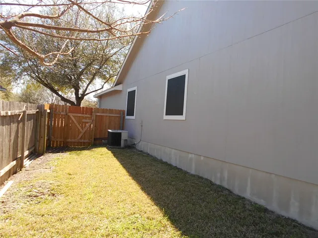 $1,795 | 21426 Grand National Avenue, Pflugerville, TX 78660