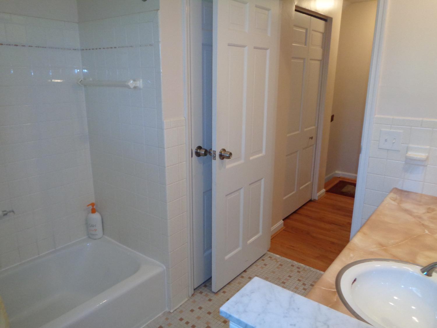 5696 Werk Road Cincinnati, OH 45248 - Photo 30 of 47 Gallery Image 30