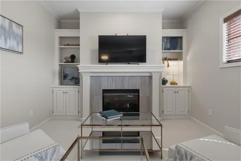 $850,000 | 20219 West 93rd Street, Lenexa, KS 66220