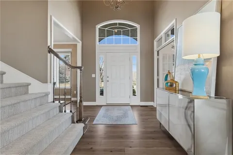 $850,000 | 20219 West 93rd Street, Lenexa, KS 66220