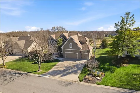 $850,000 | 20219 West 93rd Street, Lenexa, KS 66220