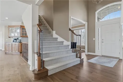 $850,000 | 20219 West 93rd Street, Lenexa, KS 66220