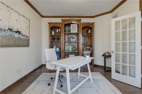 $850,000 | 20219 West 93rd Street, Lenexa, KS 66220