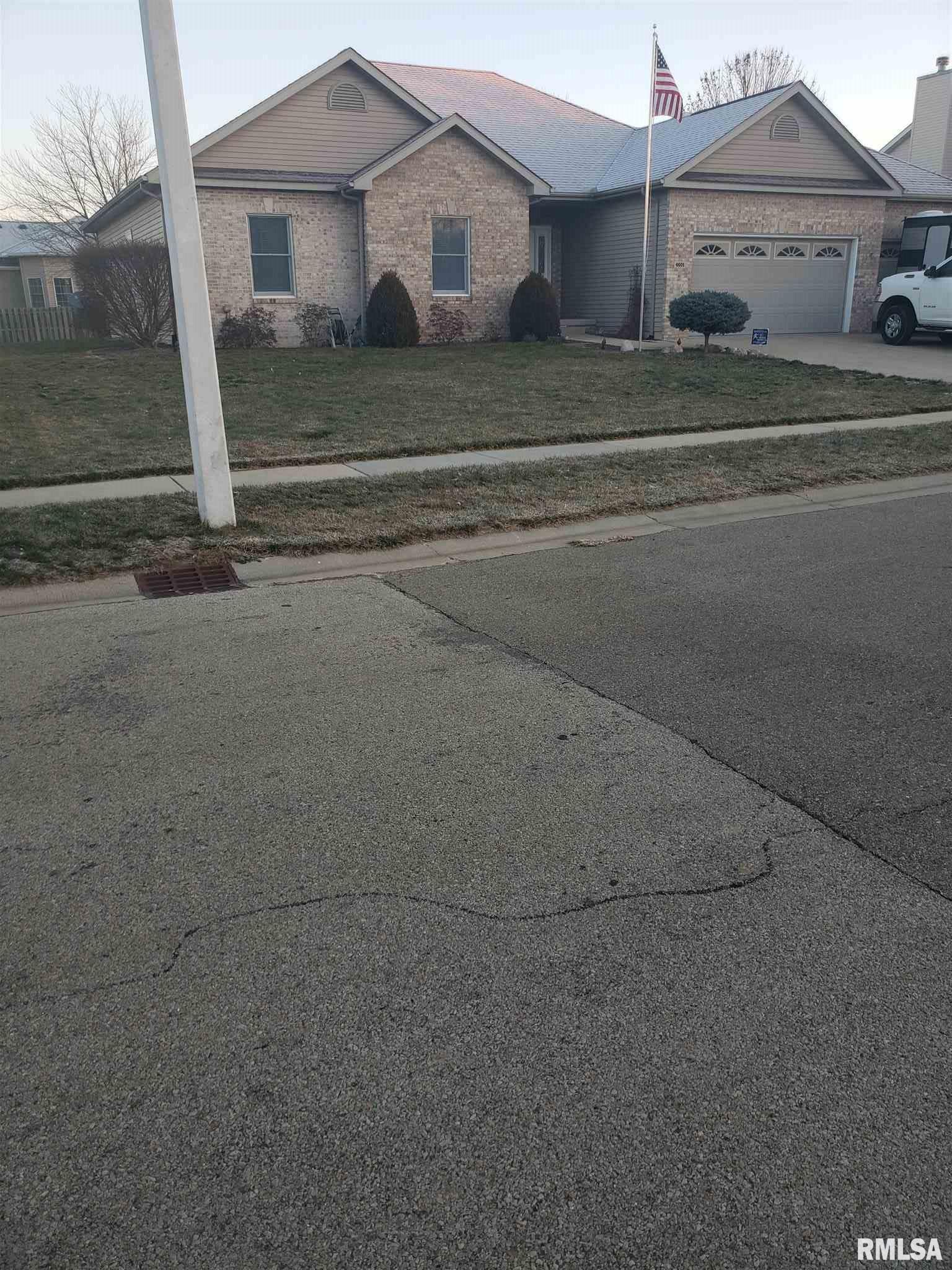 4601 Casey Drive Springfield, IL 62711 - Photo 1 of 1