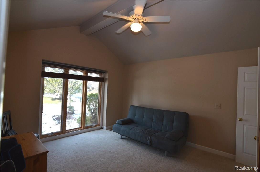6389 Cherry Tree Court Rochester, MI 48306 - Photo 20 of 30 HOME OFFICE OR DEN