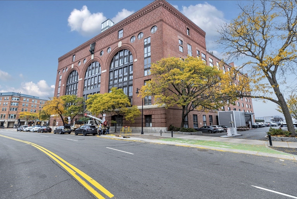 357 Commercial Street, Unit 219 Boston, MA 02109 - Photo 16 of 16 a view of a building with a street
