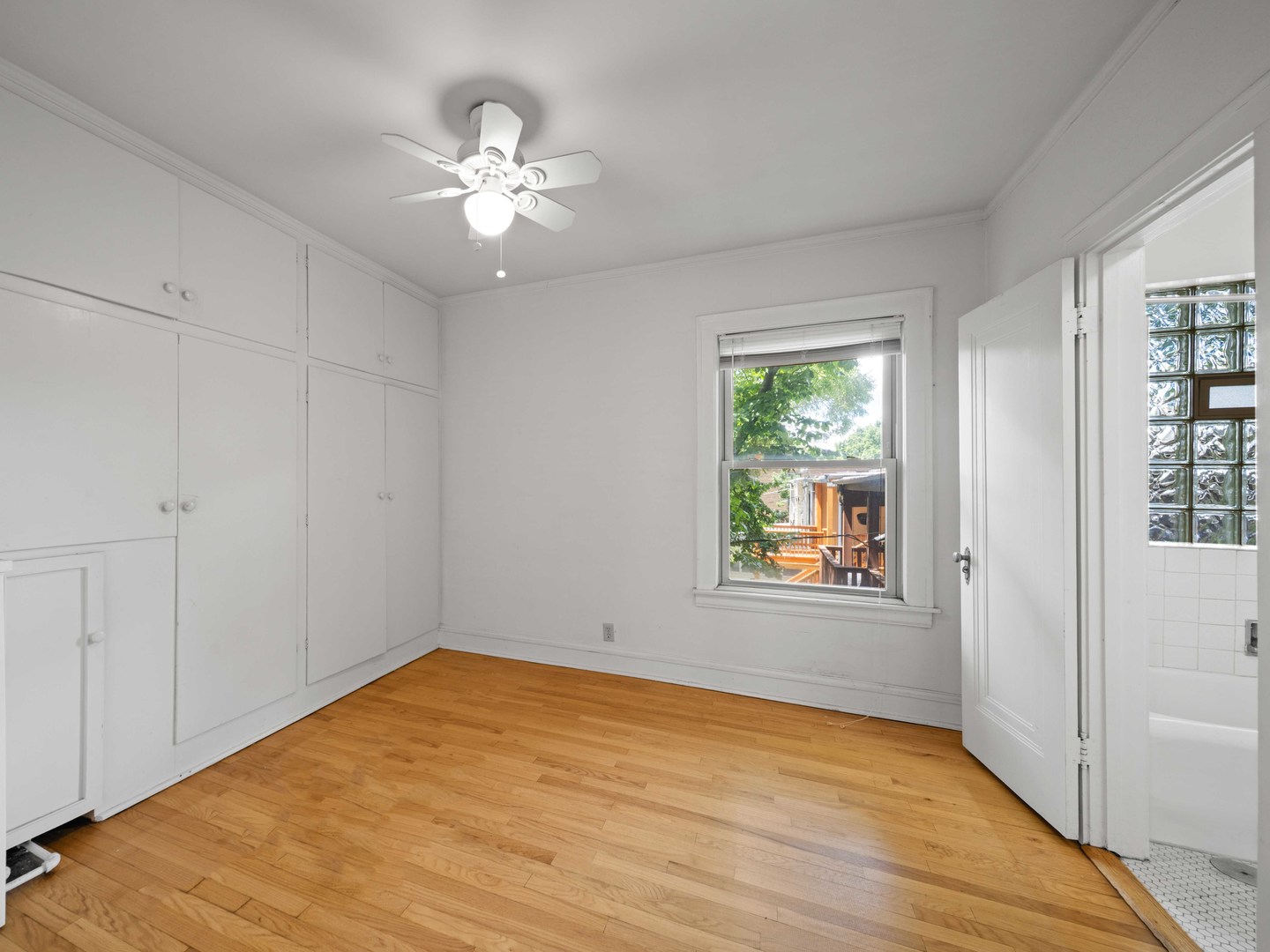 1016 Austin Street Evanston, IL 60202 - Photo 16 of 32