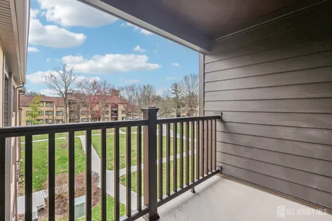 $370,000 | 1304 Sayre Drive, Plainsboro, NJ 08540