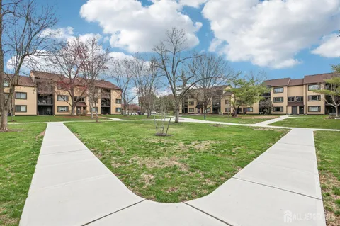 $370,000 | 1304 Sayre Drive, Plainsboro, NJ 08540