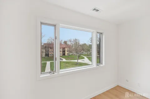 $370,000 | 1304 Sayre Drive, Plainsboro, NJ 08540