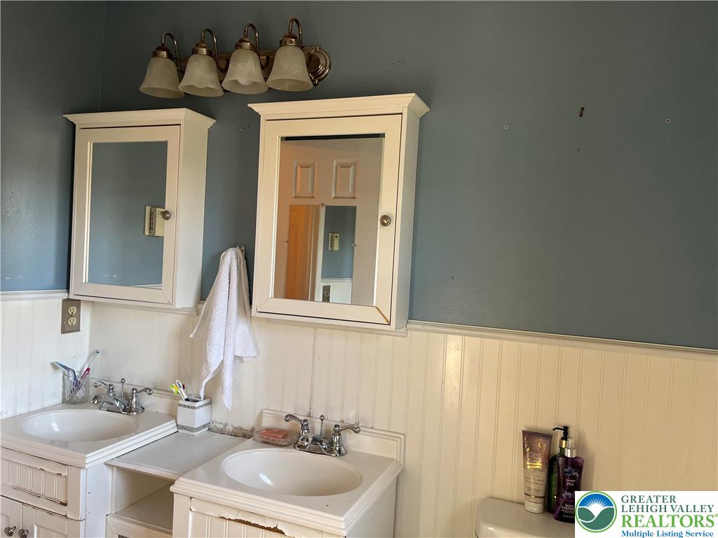 2968 Center Road Northampton, PA 18067 - Photo 17 of 47 Gallery Image 17