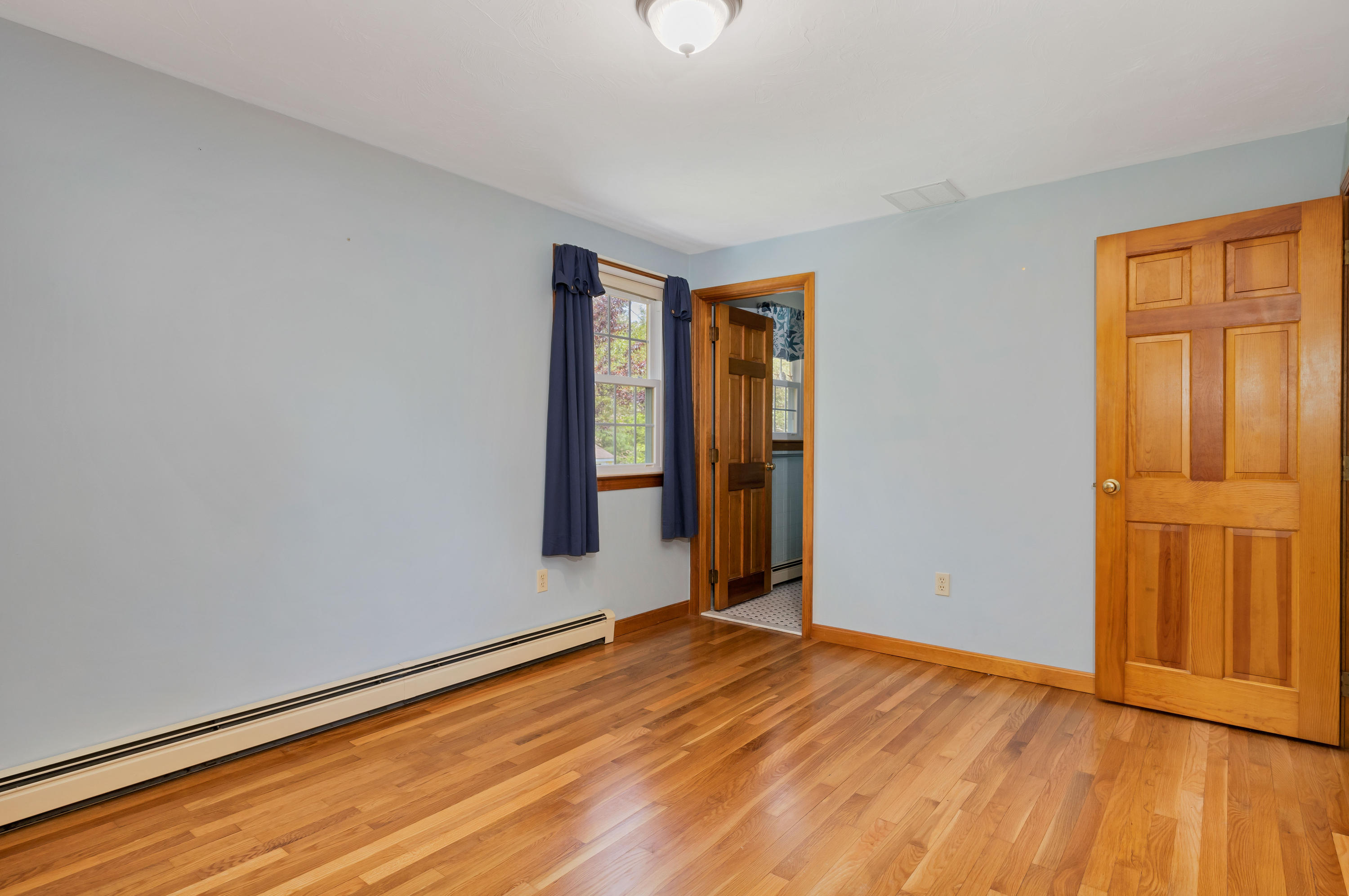 12 Spruce Grove Road Harwich, MA 02645 - Photo 18 of 31 12SprLR-20