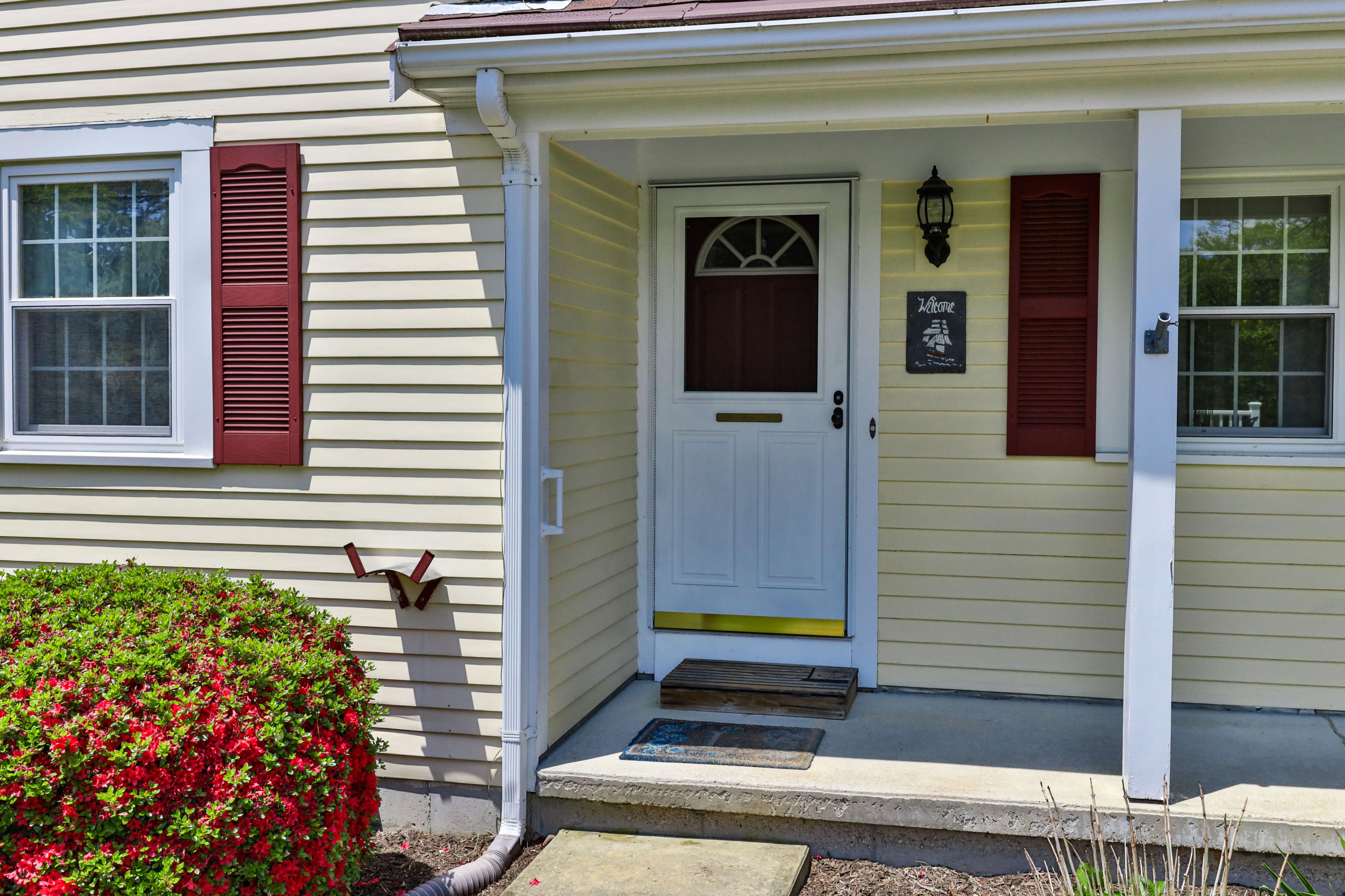 12 Spruce Grove Road Harwich, MA 02645 - Photo 3 of 31 12SprLR-5