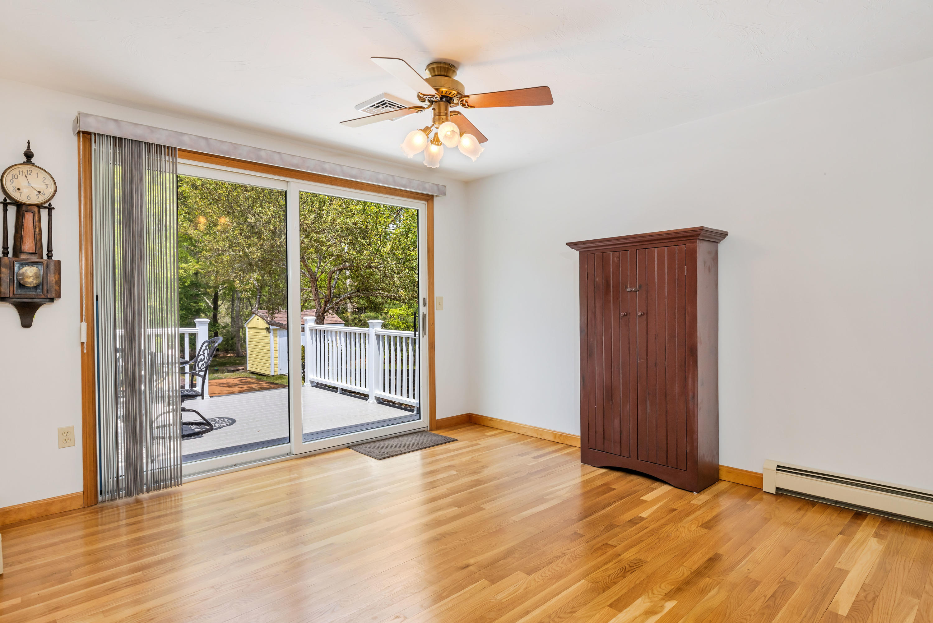 12 Spruce Grove Road Harwich, MA 02645 - Photo 8 of 31 12SprLR-10
