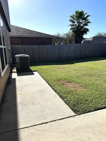 $2,300 | 1607 Bel Riposo Lane, League City, TX 77573