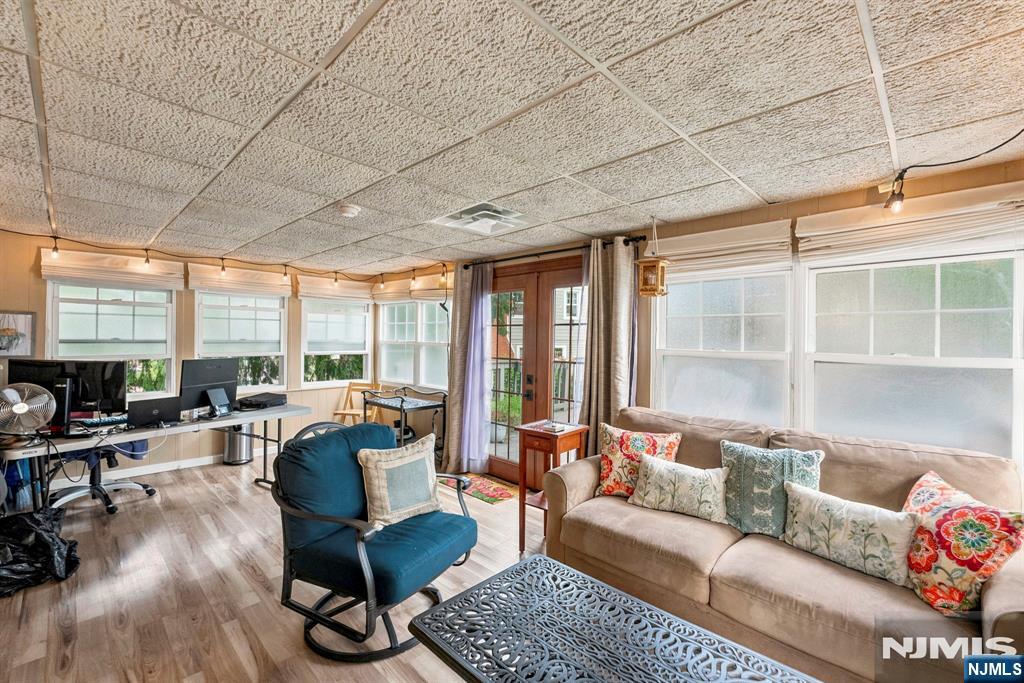 495 Edgewood Place Rutherford, NJ 07070 - Photo 14 of 30 Gallery Image 14