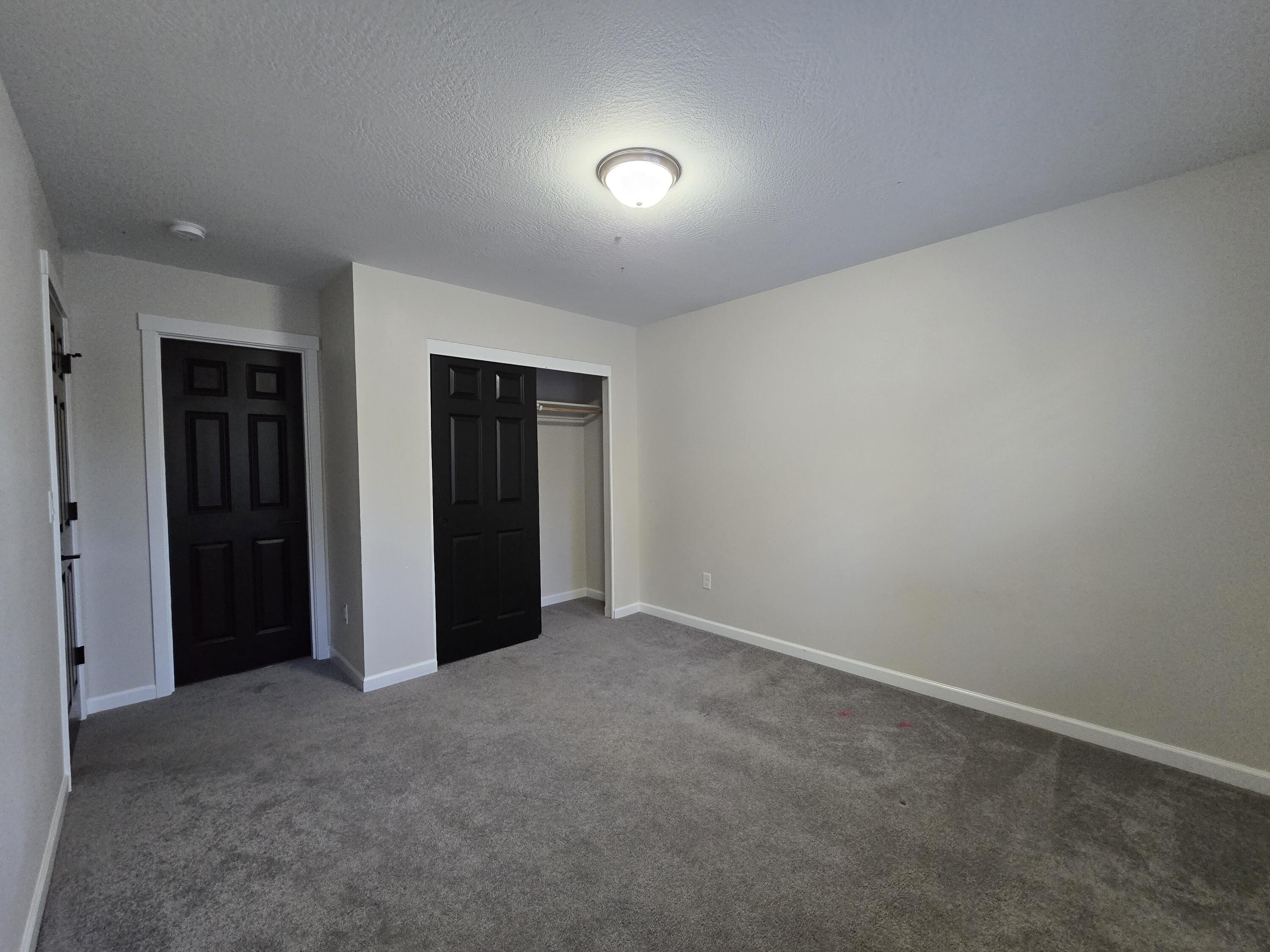 588 Upper Applegate Road Jacksonville, OR 97530 - Photo 34 of 53 Upstairs ensuit