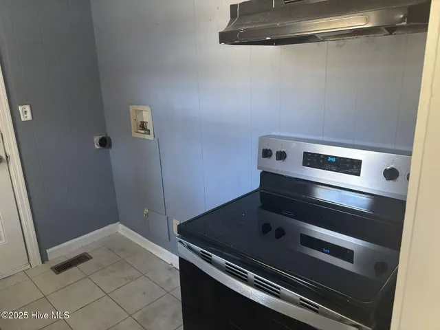 $850 | 800 North Steele Street, Sanford, NC 27330