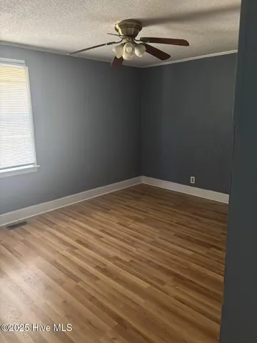 $850 | 800 North Steele Street, Sanford, NC 27330