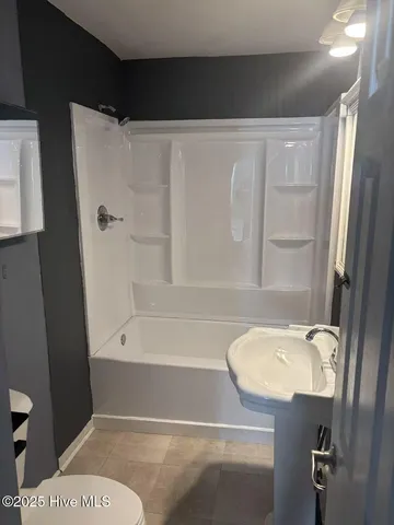 $850 | 800 North Steele Street, Sanford, NC 27330