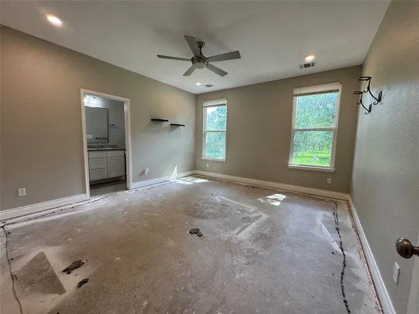 $2,375 | 109 Mokulua, Bastrop, TX 78602