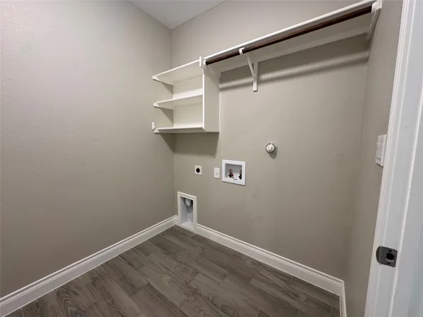 $2,375 | 109 Mokulua, Bastrop, TX 78602
