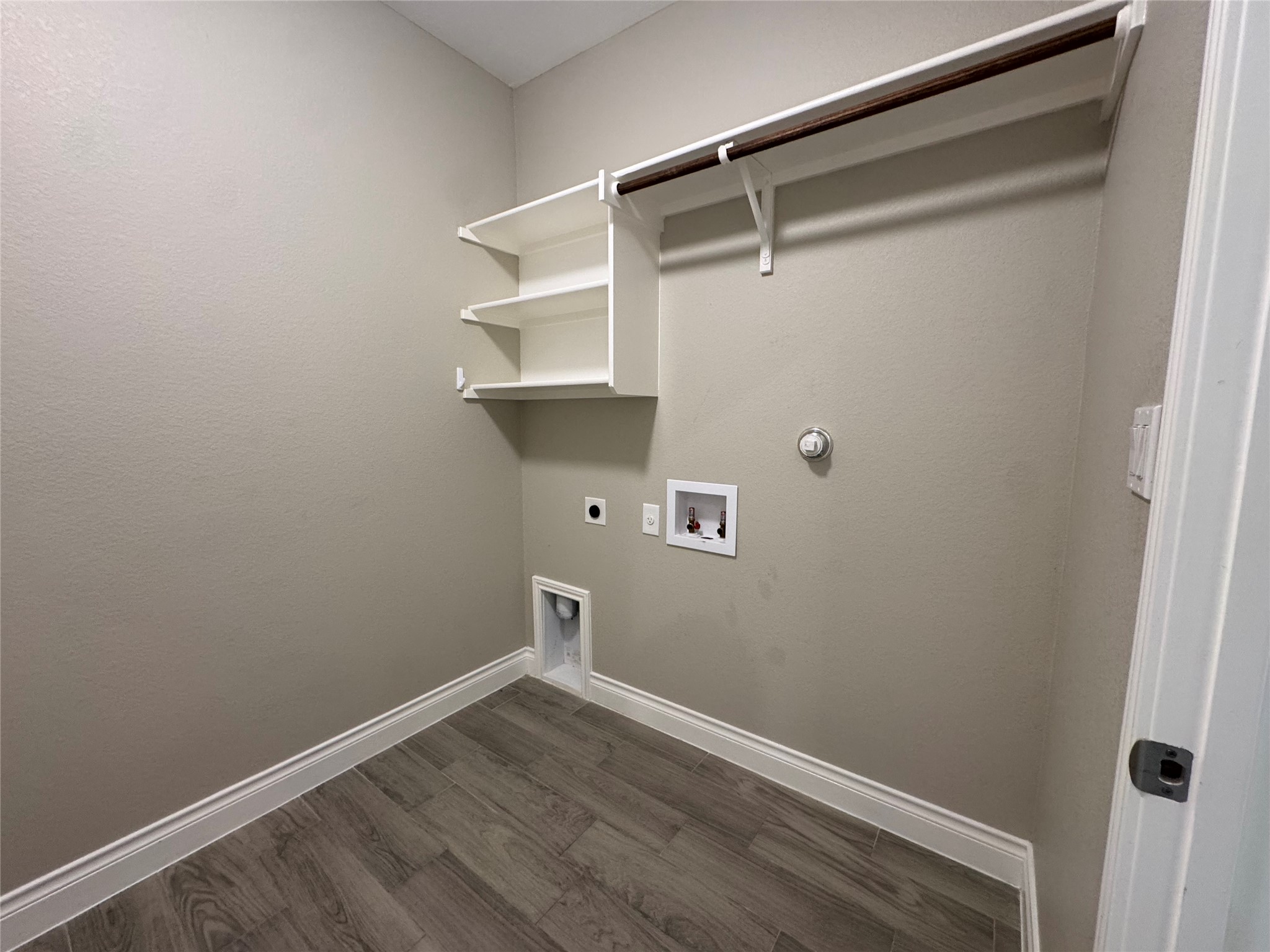 109 Mokulua Bastrop, TX 78602 - Photo 26 of 32 a view of a room with shelf on the wall