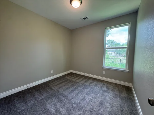 $2,375 | 109 Mokulua, Bastrop, TX 78602