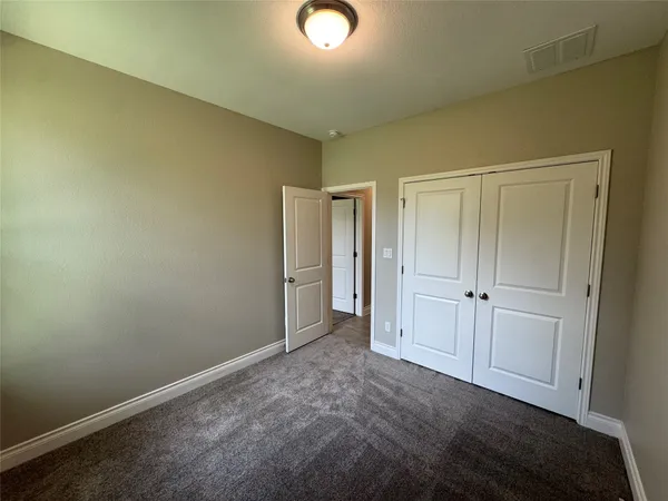 $2,375 | 109 Mokulua, Bastrop, TX 78602