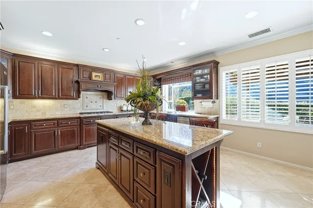 $1,150,000 | 10 Boulder Ridge Court, Azusa, CA 91702