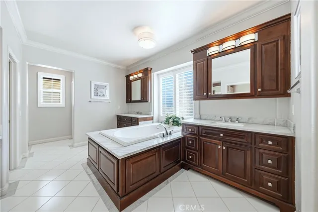 $1,150,000 | 10 Boulder Ridge Court, Azusa, CA 91702