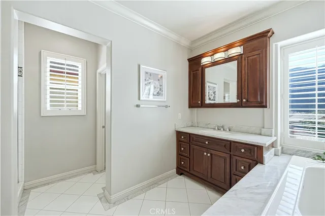 $1,150,000 | 10 Boulder Ridge Court, Azusa, CA 91702