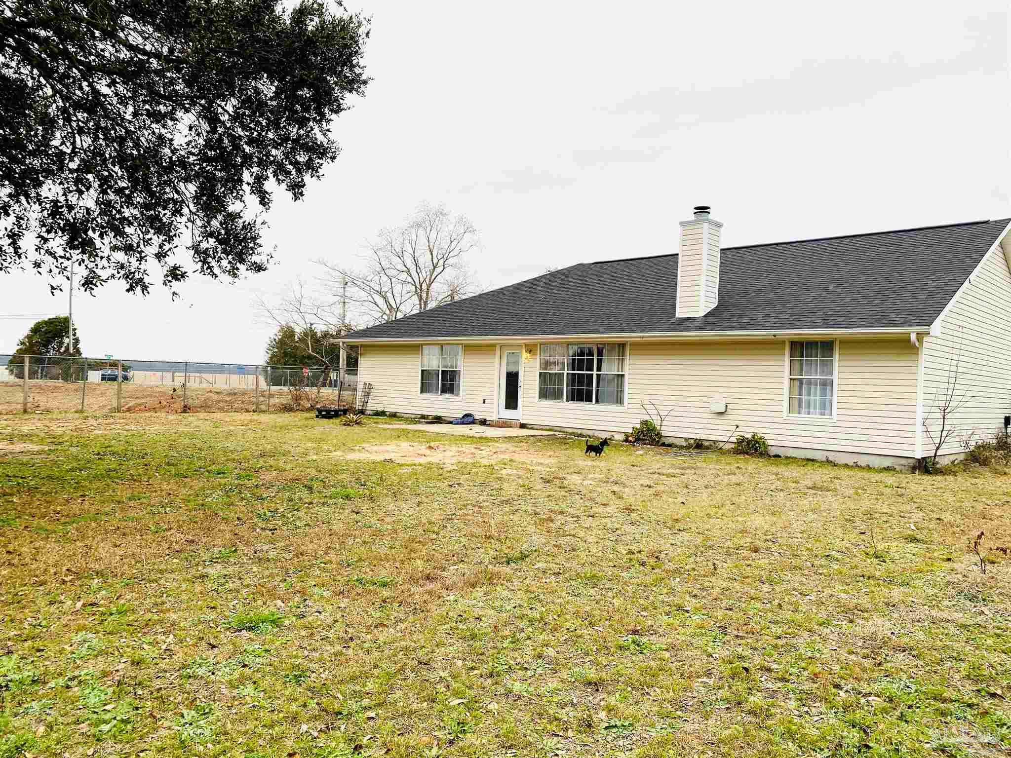 4617 Hamilton Bridge Road Pace, FL 32571 - Photo 16 of 17 Gallery Image 16