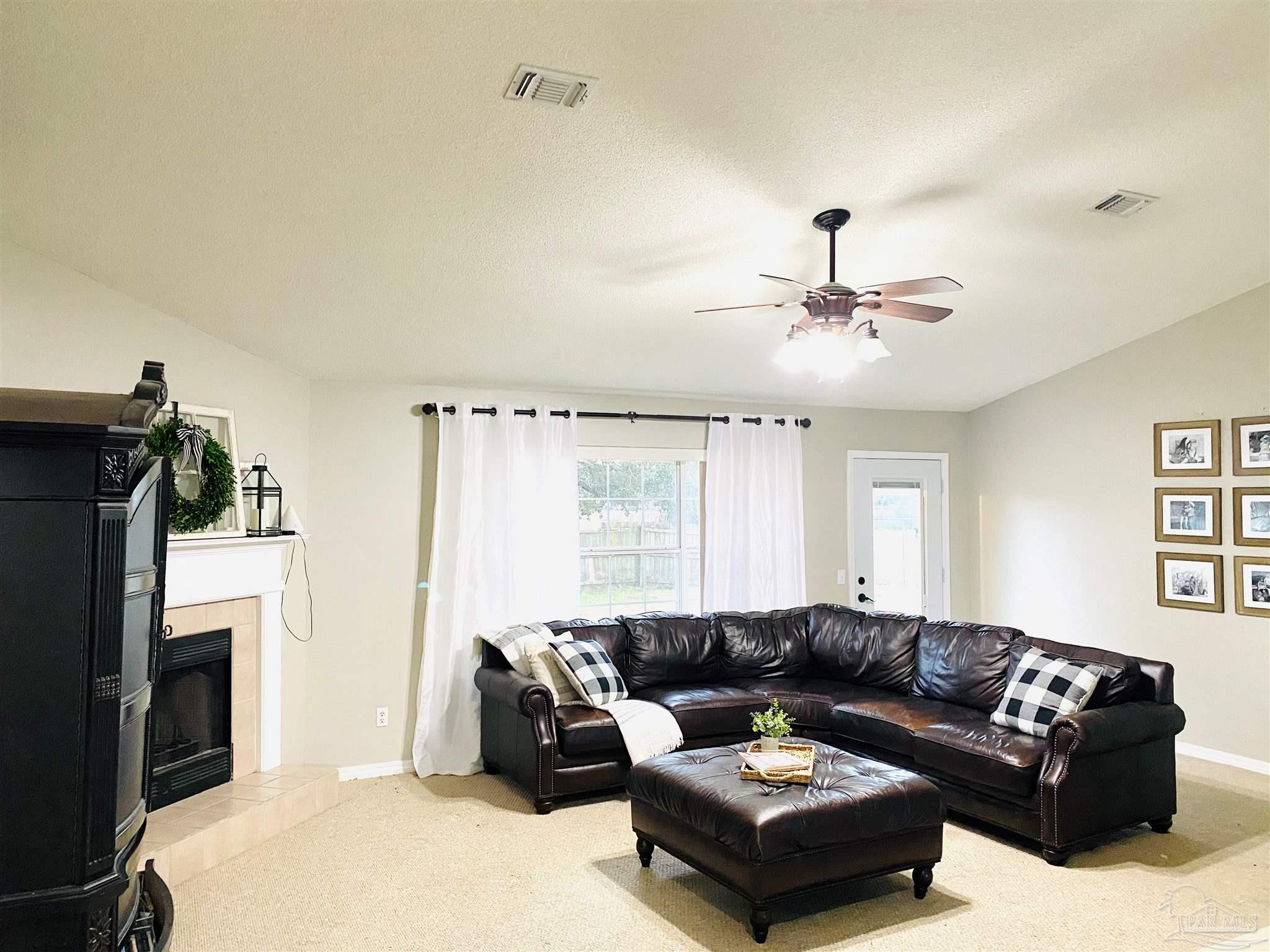 4617 Hamilton Bridge Road Pace, FL 32571 - Photo 3 of 17 Gallery Image 3