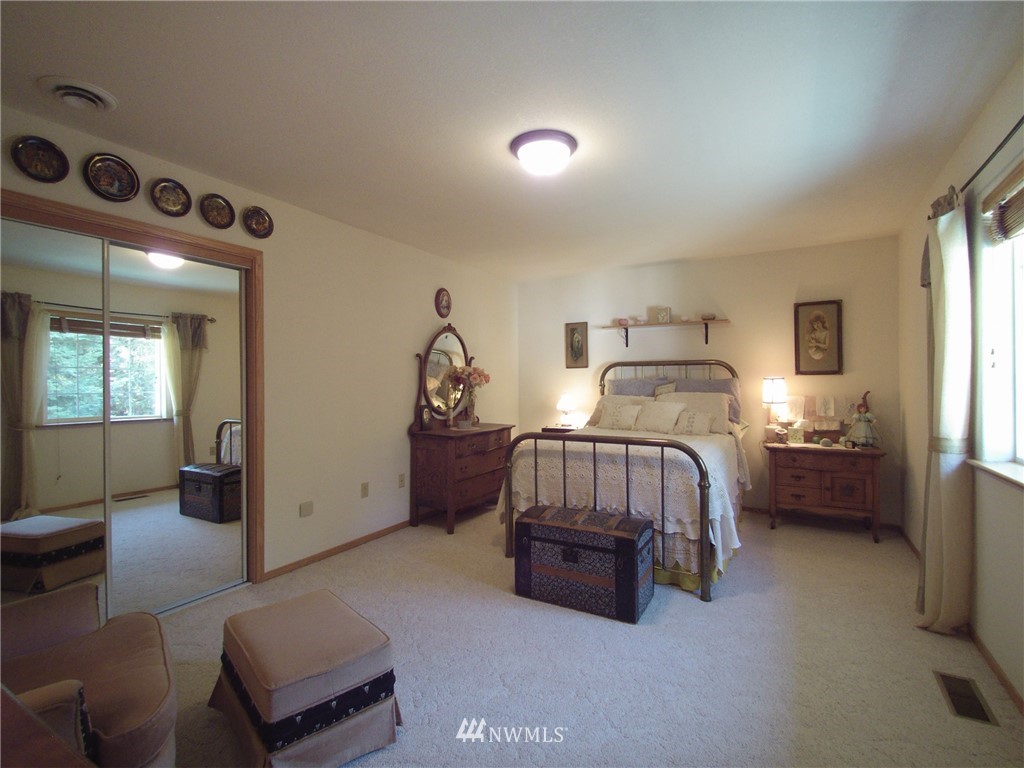 737 Glass Road Port Angeles, WA 98362 - Photo 17 of 40 Gallery Image 17