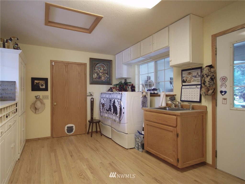 737 Glass Road Port Angeles, WA 98362 - Photo 28 of 40 Gallery Image 28