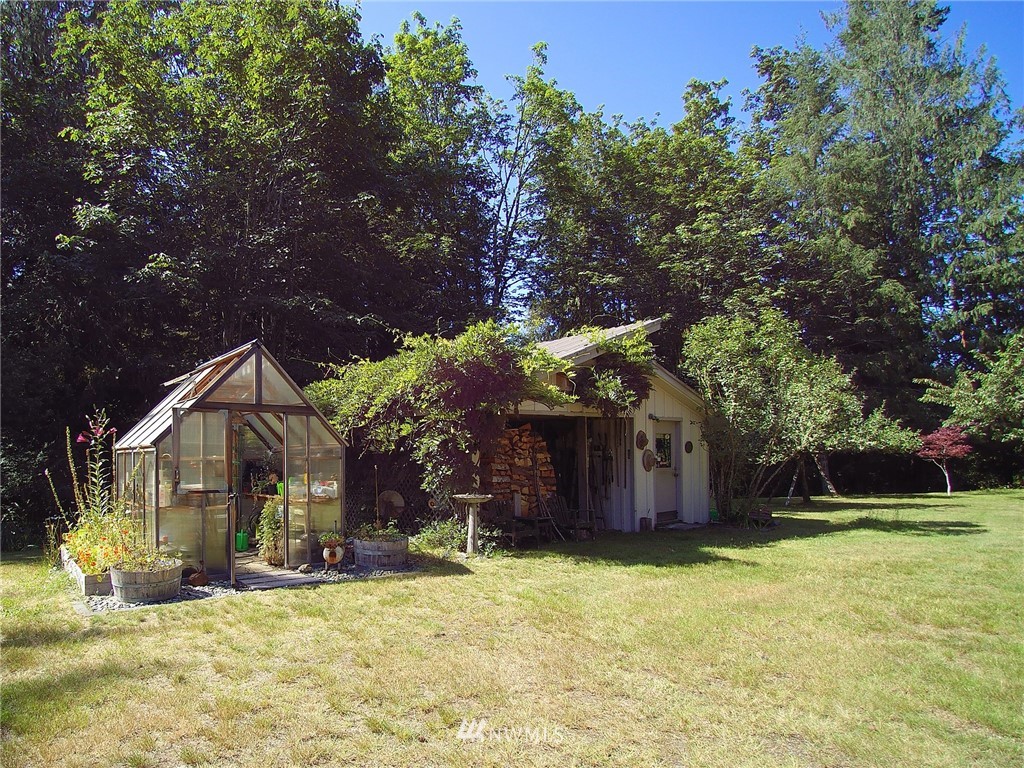 737 Glass Road Port Angeles, WA 98362 - Photo 35 of 40 Gallery Image 35