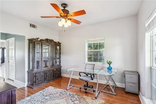 $325,000 | 212 West Lakeview Drive, Laplace, LA 70068