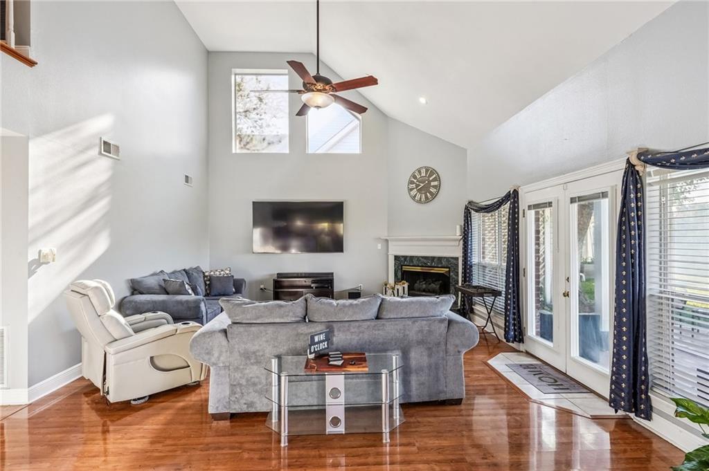 212 West Lakeview Drive Laplace, LA 70068 - Photo 6 of 29