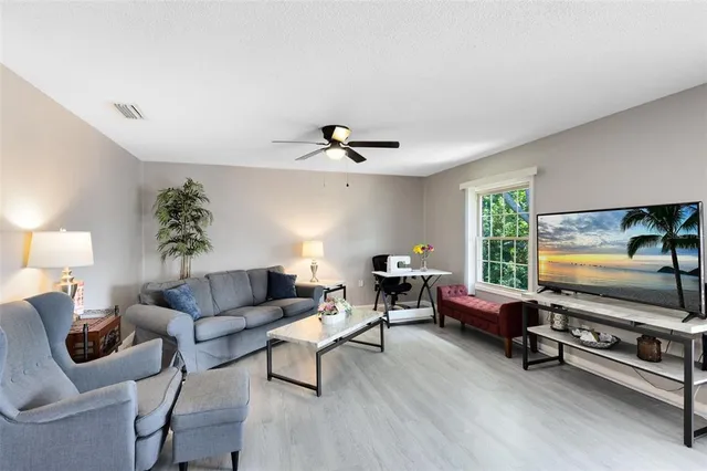 $210,000 | 117 Georgetown Drive, Unit C, Casselberry, FL 32707