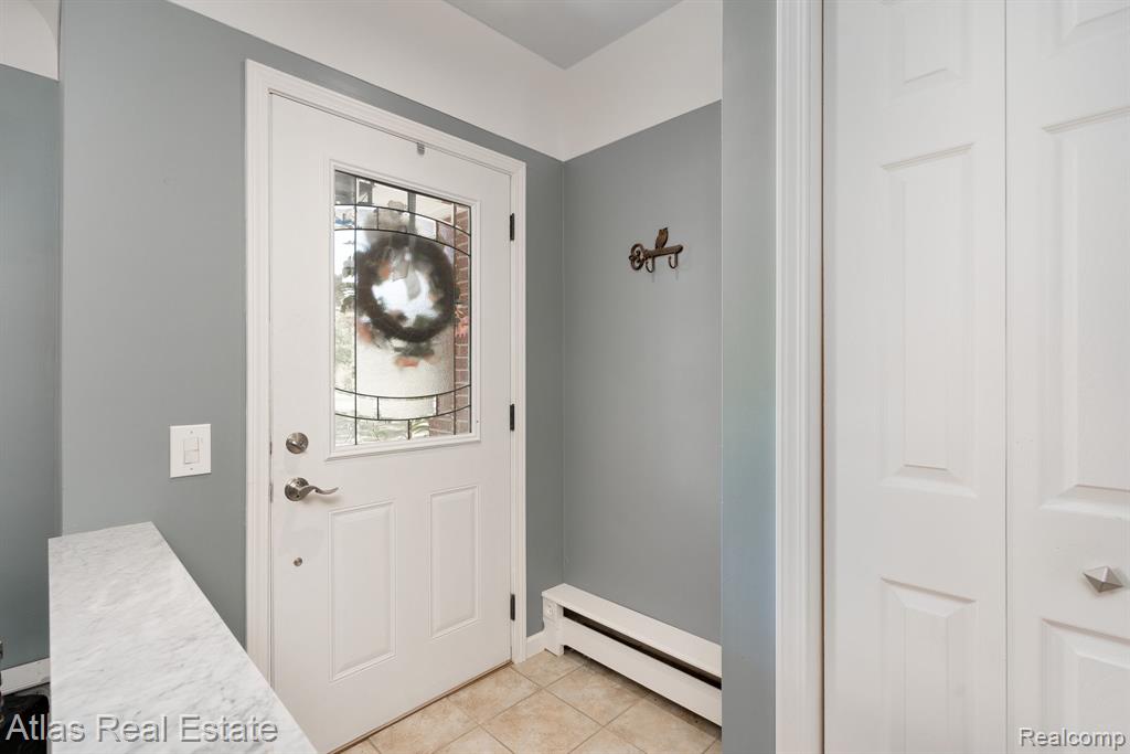 4111 South State Road Davison, MI 48423 - Photo 4 of 43