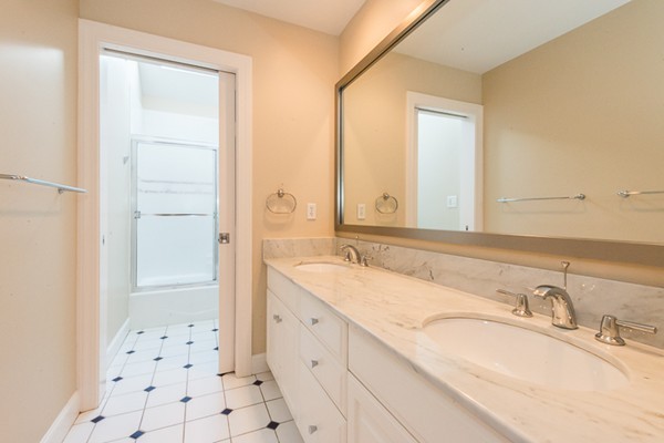 8 Fuller Farms Road Topsfield, MA 01983 - Photo 21 of 30 Gallery Image 21