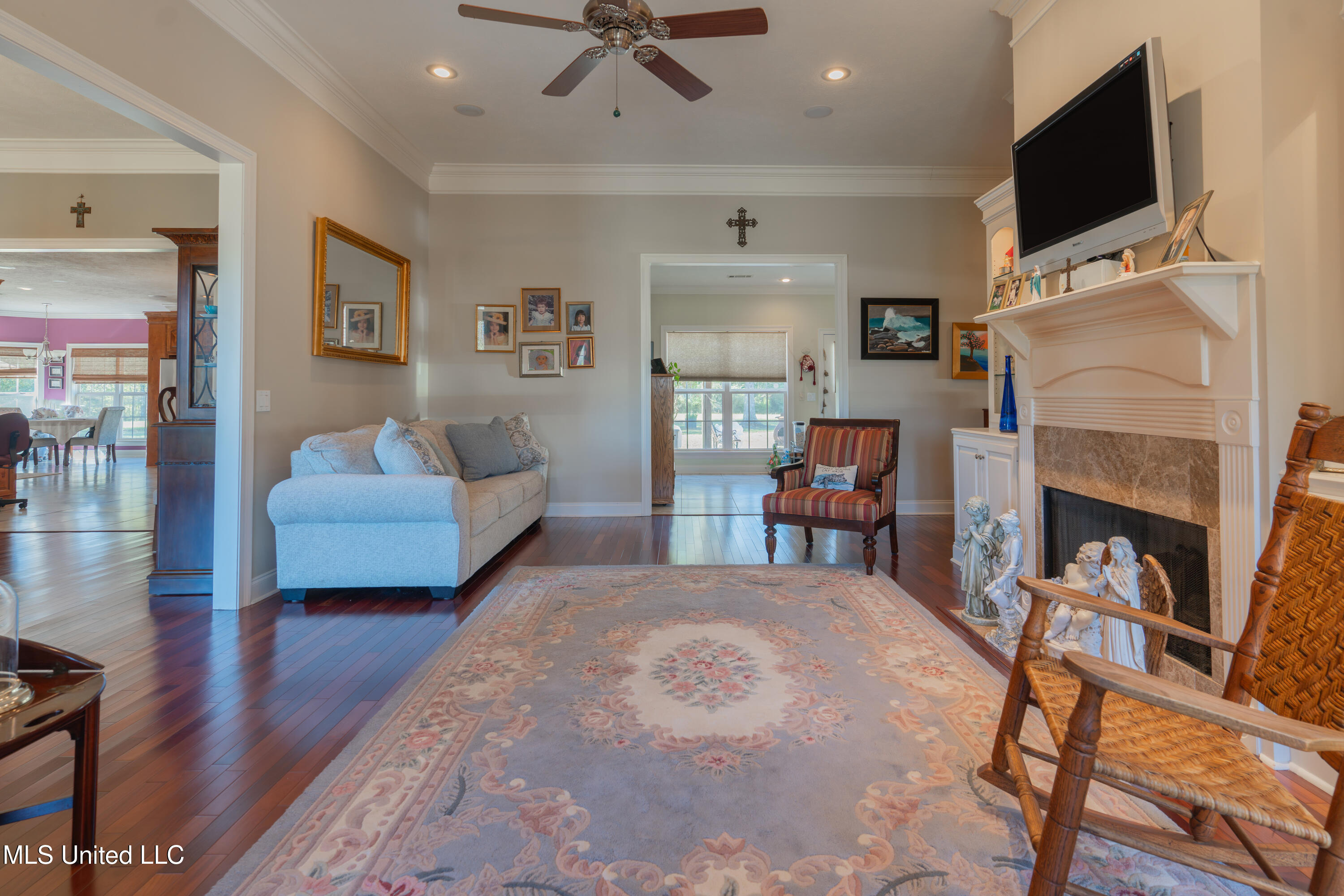 3745 North Berry Road Utica, MS 39175 - Photo 12 of 70 12-LivingRoom