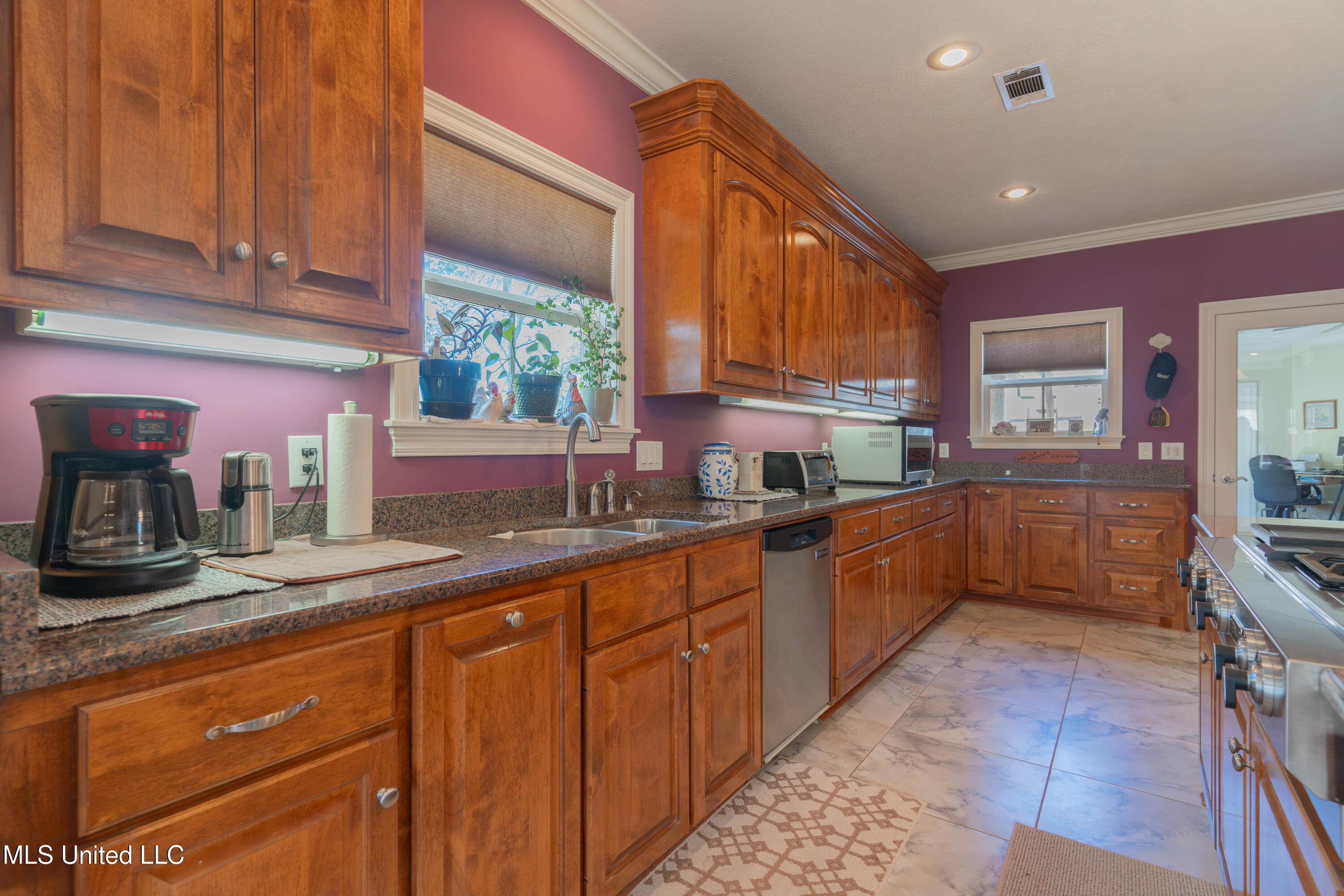 3745 North Berry Road Utica, MS 39175 - Photo 23 of 70 23-Kitchen