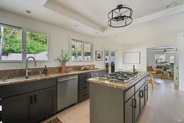 $2,995,000 | 21 Hillside Avenue, Kentfield, CA 94904