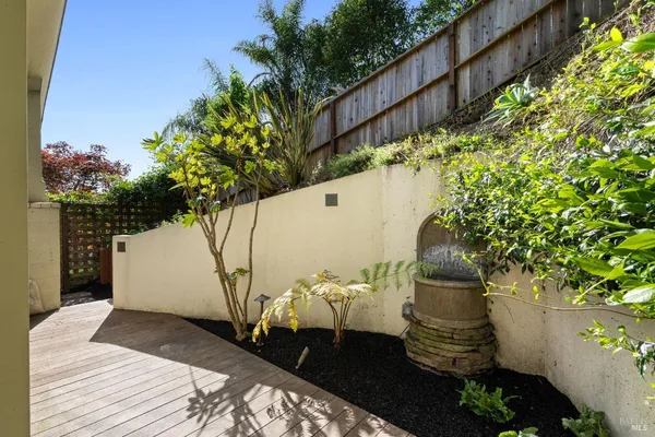 $2,995,000 | 21 Hillside Avenue, Kentfield, CA 94904